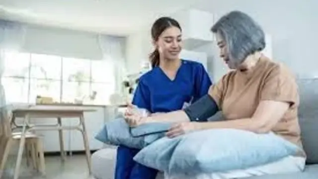 Hipertensi Lansia: Perawatan Modern di Orange Health Clinic